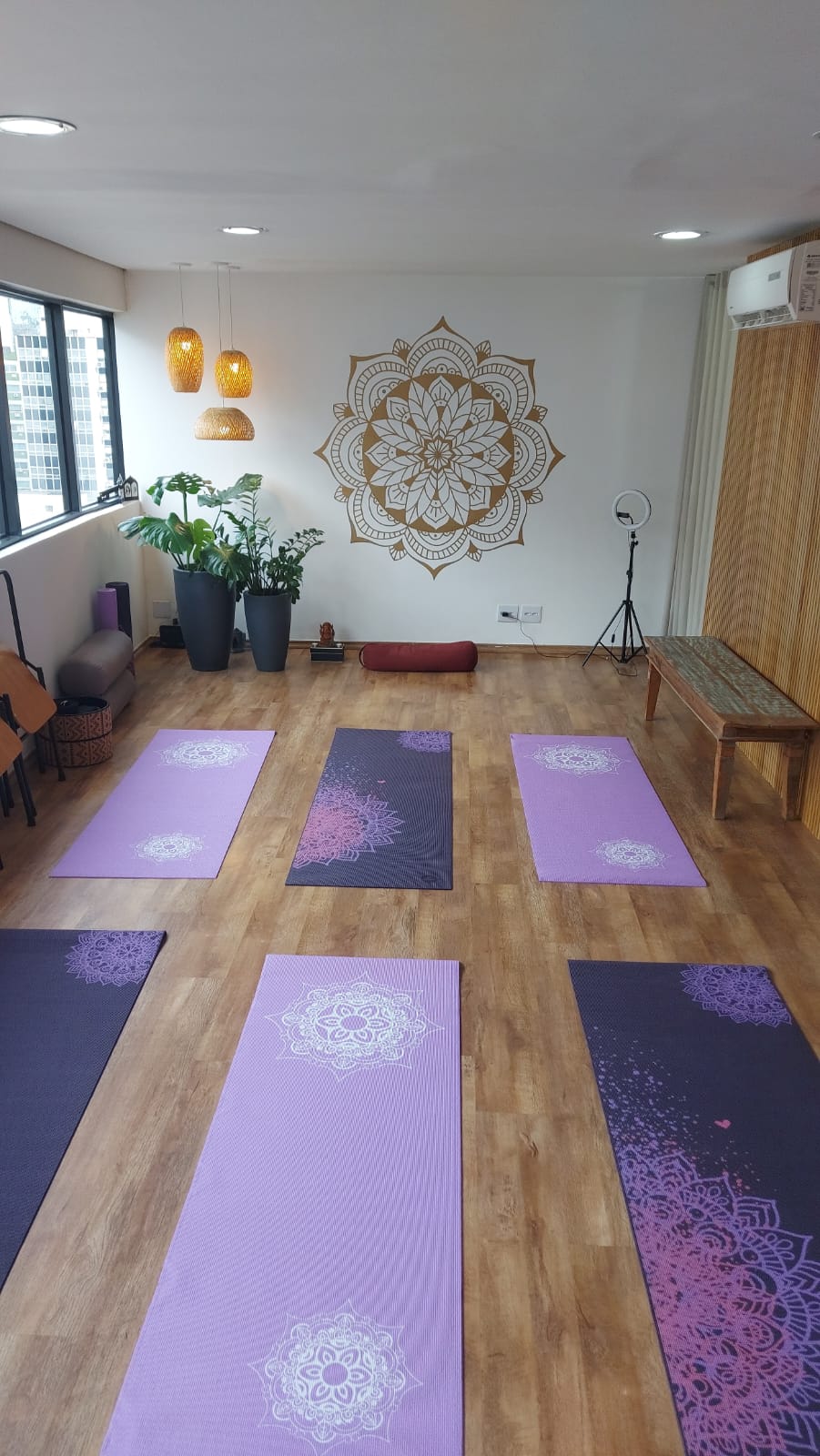 Aula de Yoga no Studio